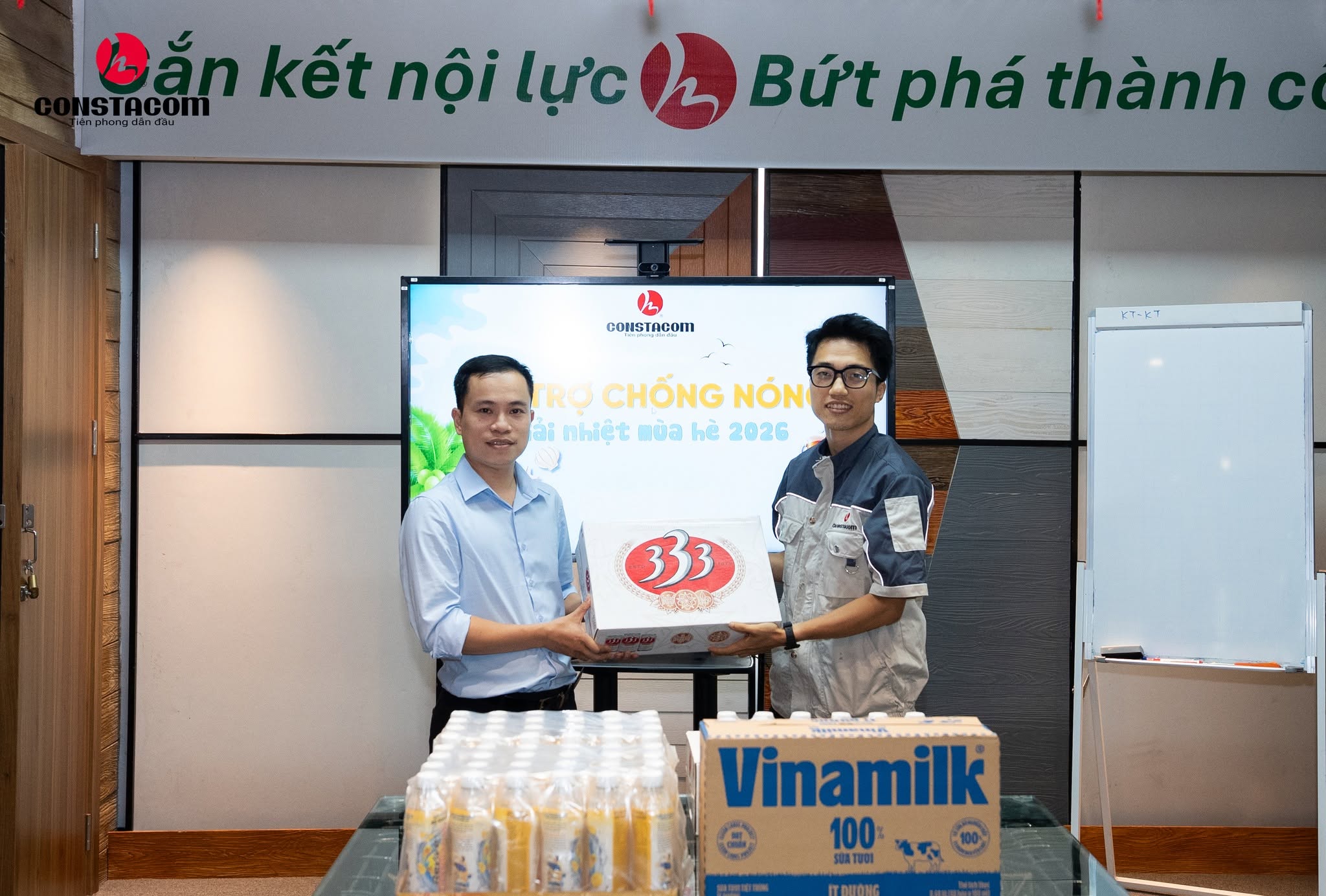 Những phần quà mùa hè – Gửi trọn sự quan tâm đến người lao động
