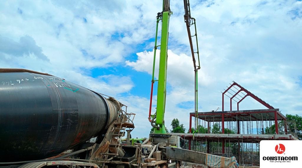 Đổ bê tông cột – dầm – sàn